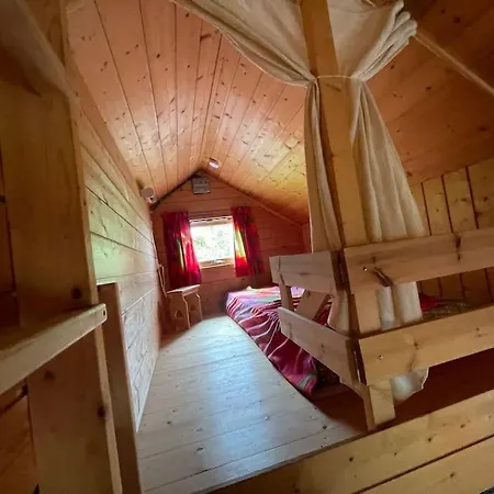 Cozy Cabin, Minimum 5 Nights Oppheim