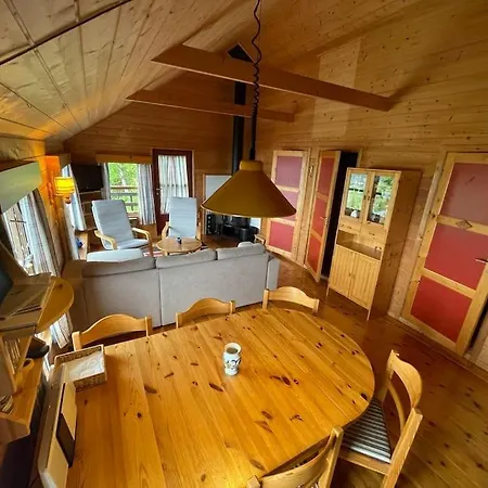 Cozy Cabin, Minimum 5 Nights * Oppheim