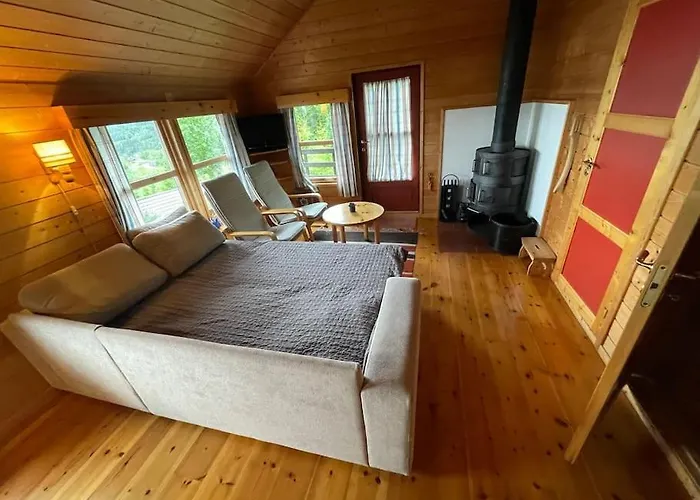 Feriehus Cozy Cabin, Minimum 5 Nights