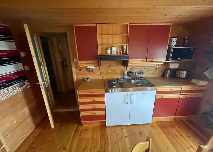 Cozy Cabin, Minimum 5 Nights Oppheim